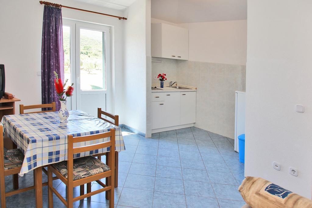 Villa Marijana Sreser Bagian luar foto