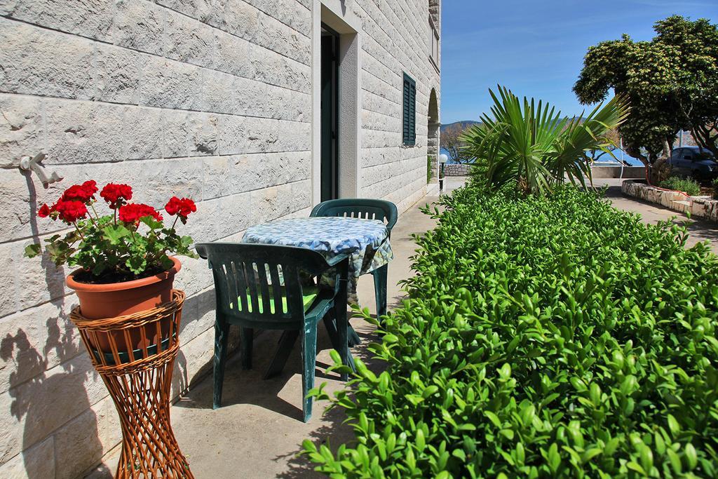 Villa Marijana Sreser Bagian luar foto