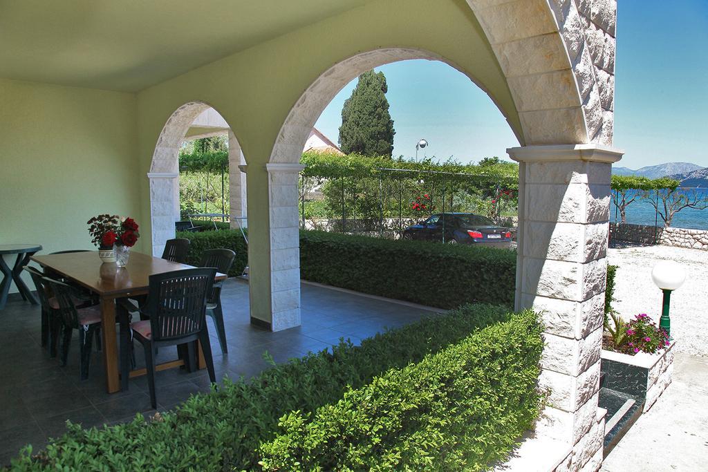 Villa Marijana Sreser Bagian luar foto